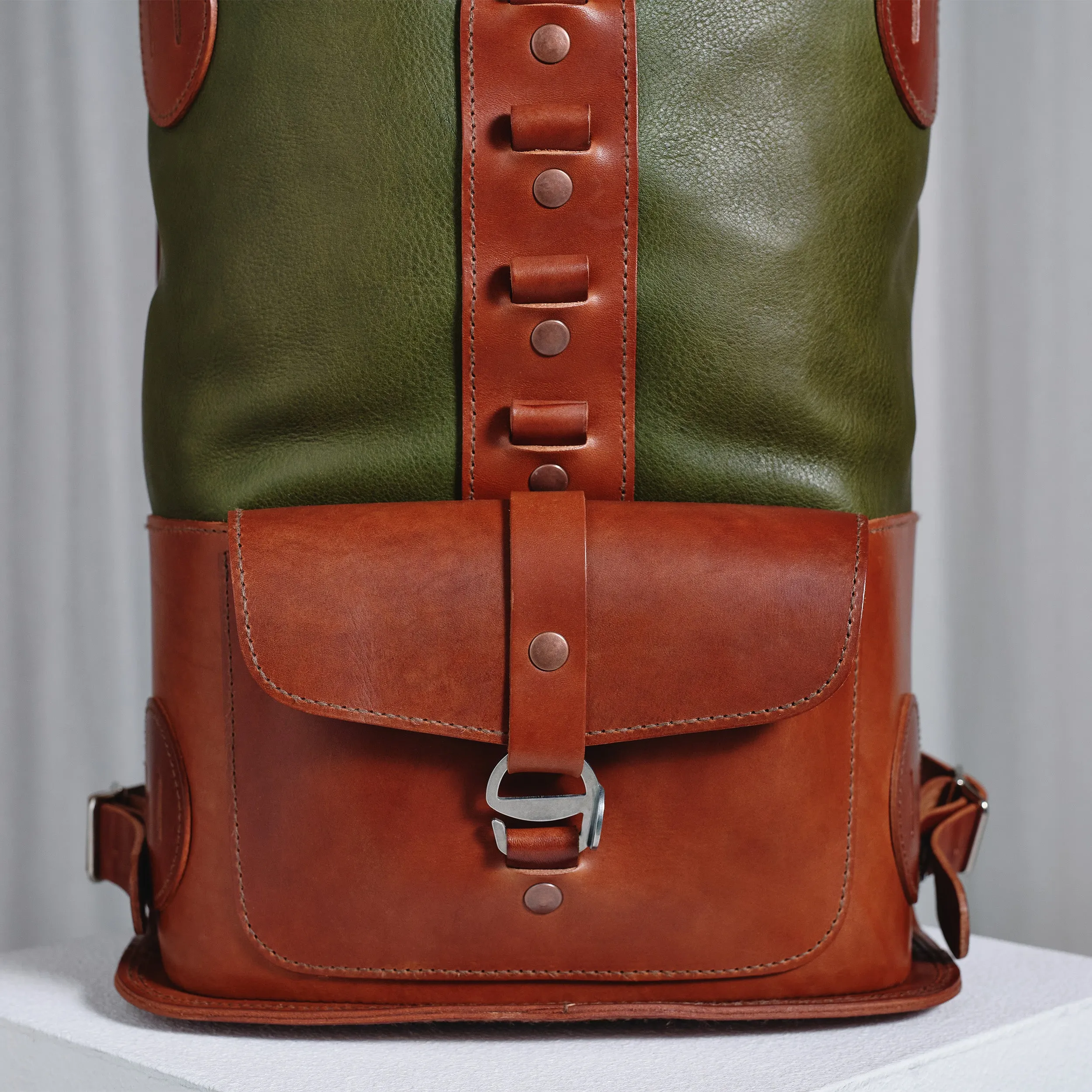 Fold Top Olive & Brown – Leather Backpack