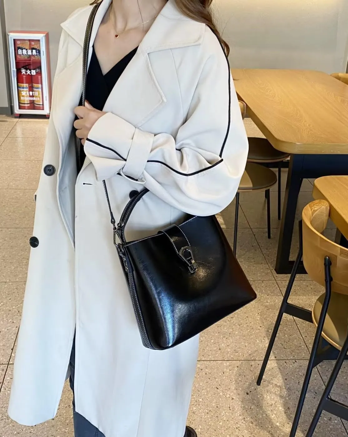 Women Genuine Real Leather Bucket Hobo Handbag, Vintage Fashion Top handle Satchel Crossbody Bag w/ 2 Straps